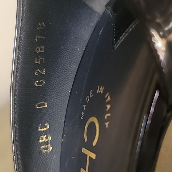 Authentic! CHANEL Black Patent Leather D'Orsay Heels with Chanel Logo. Size 8 - Picture 10 of 11